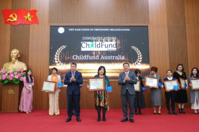 ChildFund Việt Nam vinh dự nhận bằng khen từ Liên hiệp Các tổ chức Hữu nghị Việt Nam (VUFO)